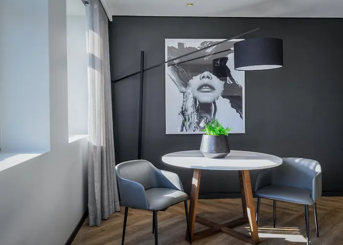 Capital 15 On Orange & SpaSpa Hotel